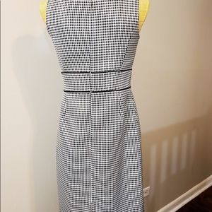 TAHARI ARTHUR S. LEIVINE